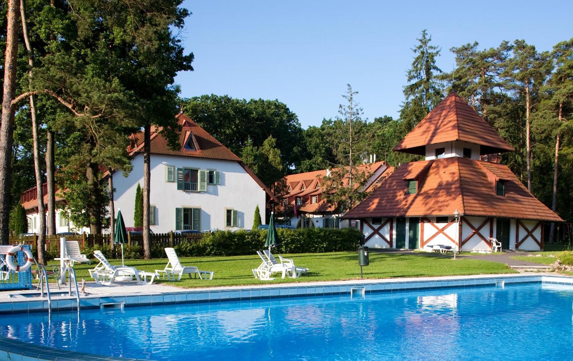 Hotel Abbazia Country Club Nemesnép Exterior foto