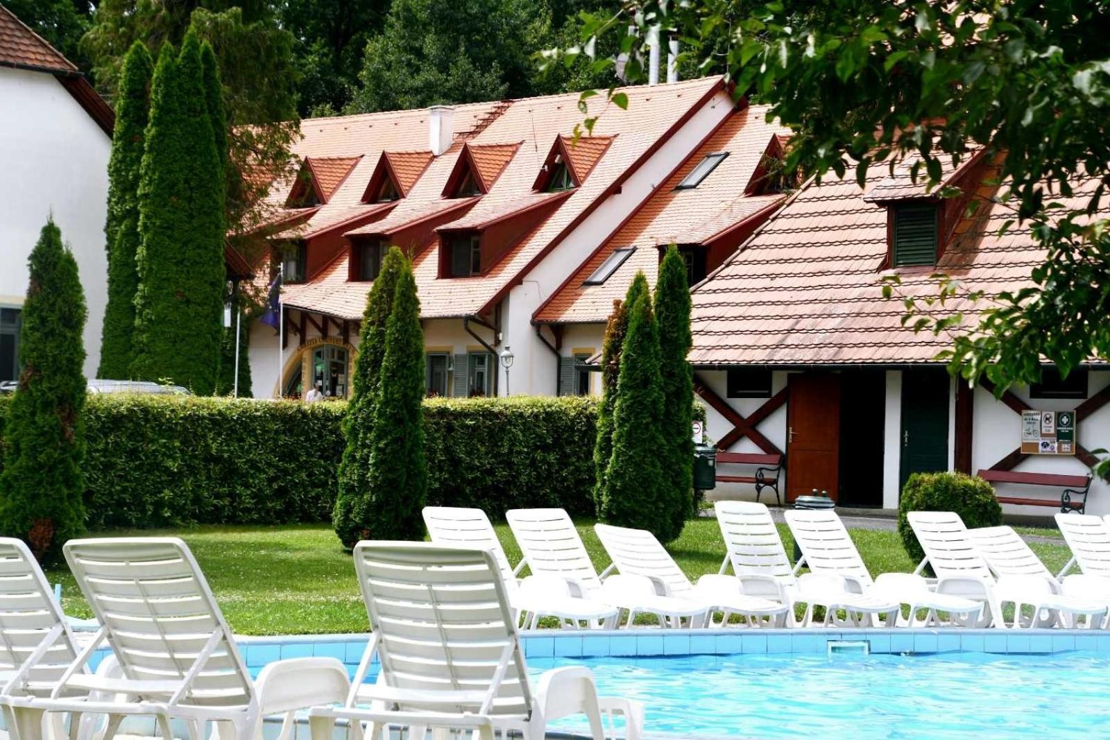Hotel Abbazia Country Club Nemesnép Exterior foto