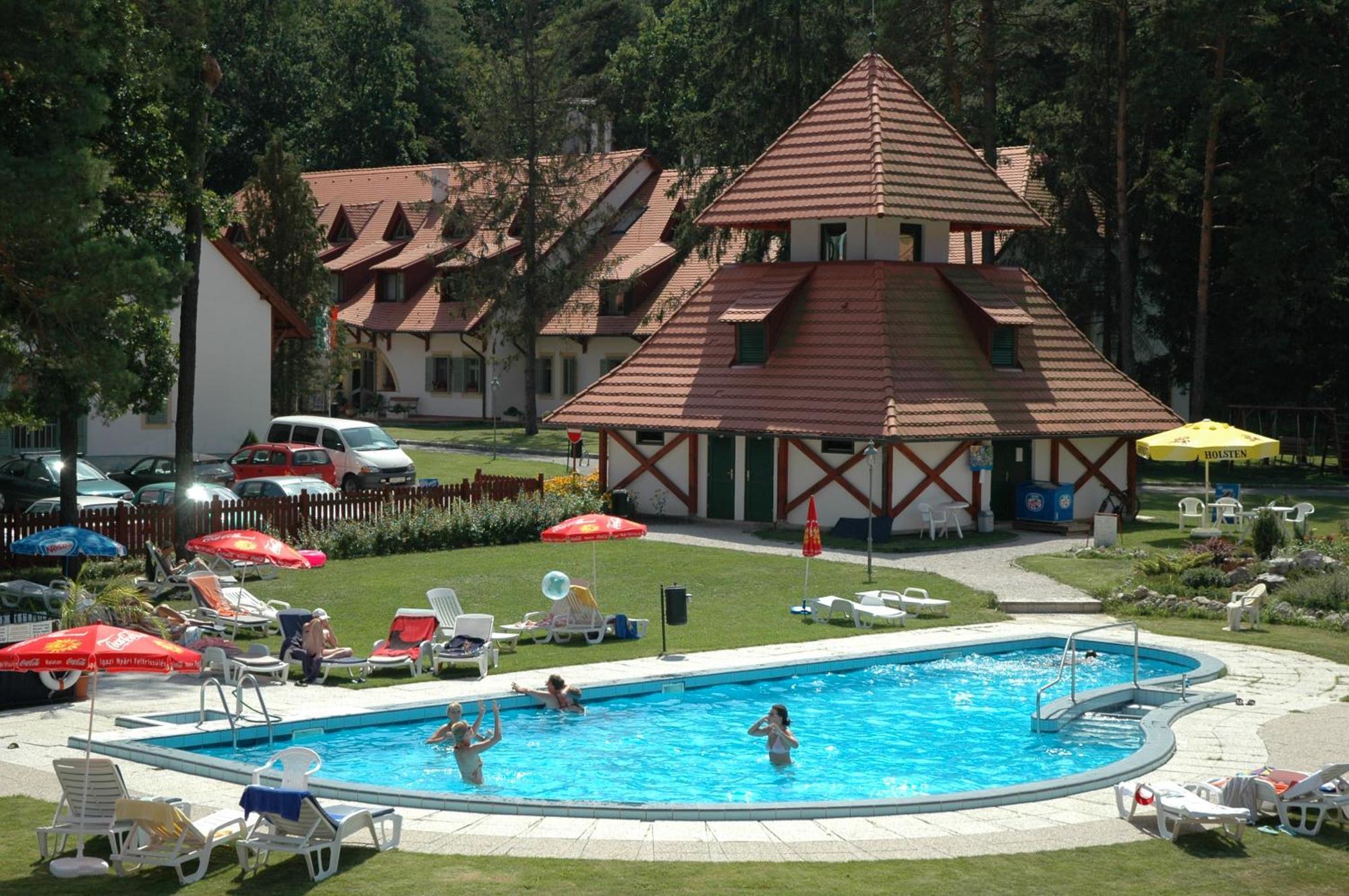 Hotel Abbazia Country Club Nemesnép Exterior foto